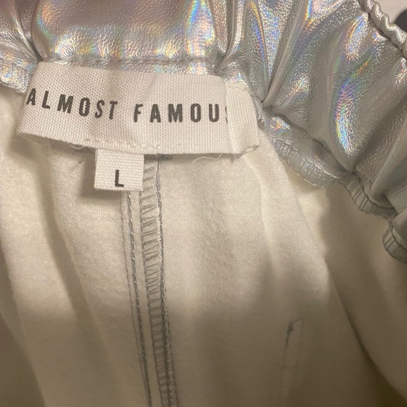 ALMOST FAMOUS METALLIC CARGO SKATER PANTS - Picture 12 of 14